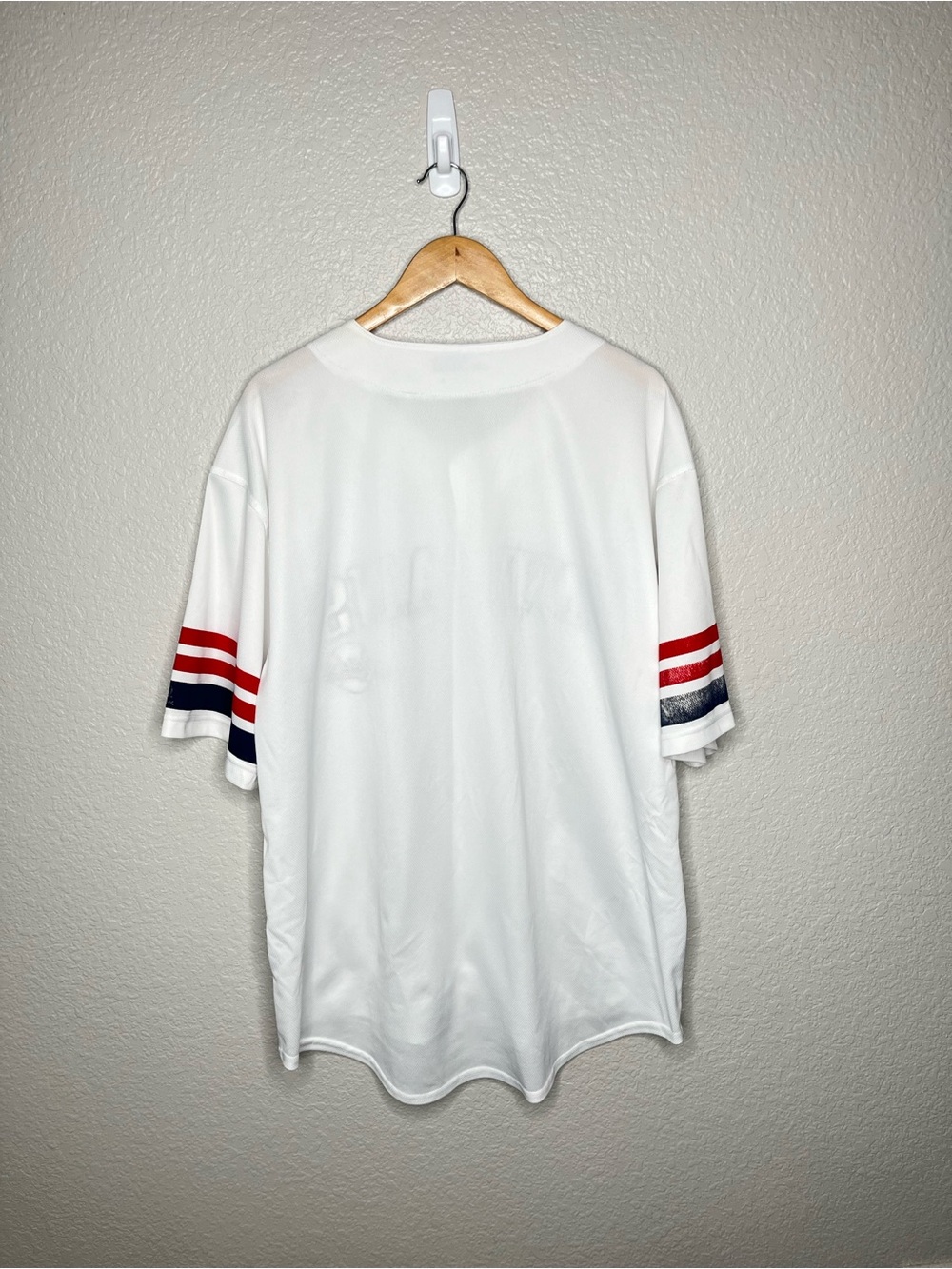 Cleveland Indians Patriotic Baseball Jersey XL White Red Blue Button Up MLB - Picture 5 of 9